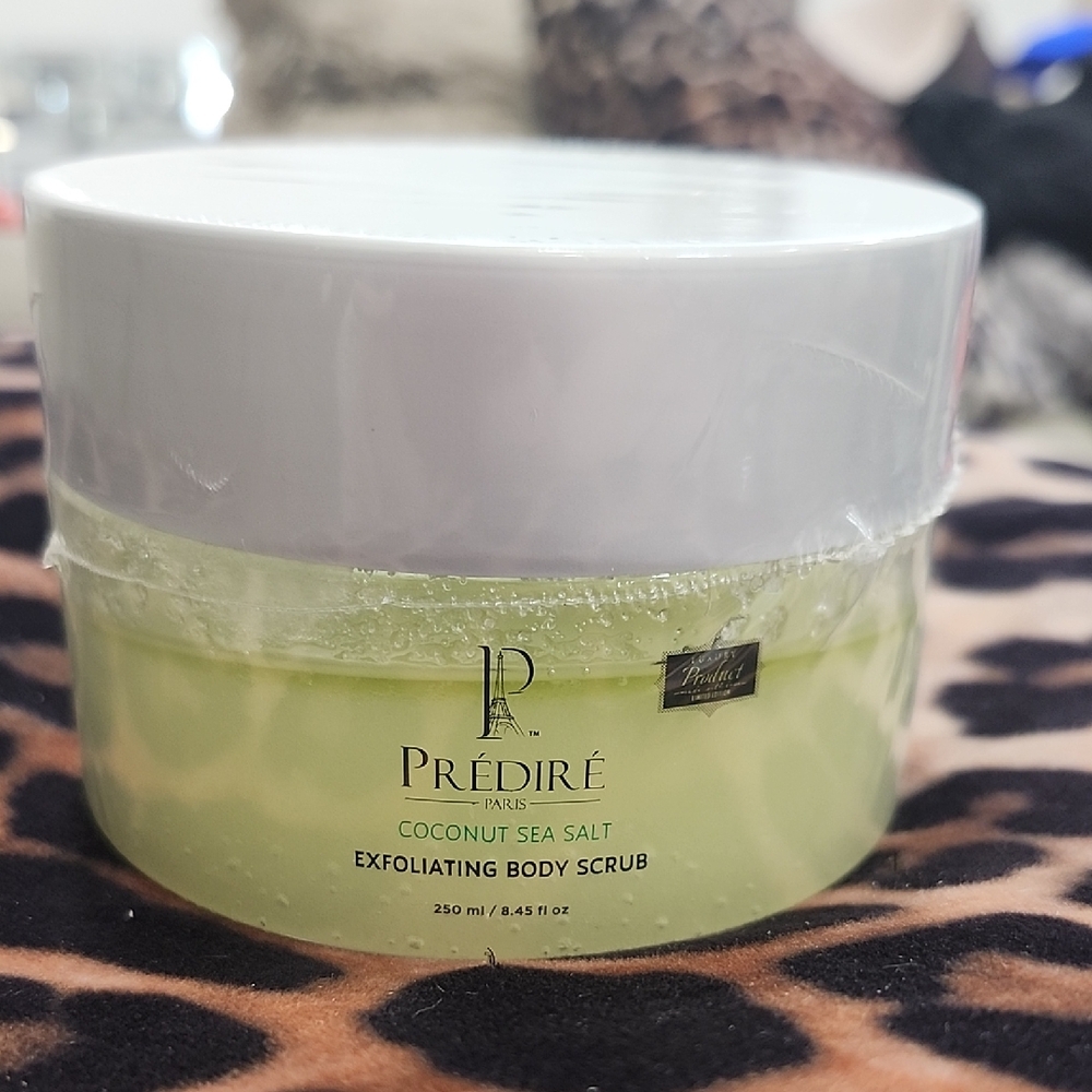 Coconut Sea Salt Exfoliating Body Scrub - Light Green